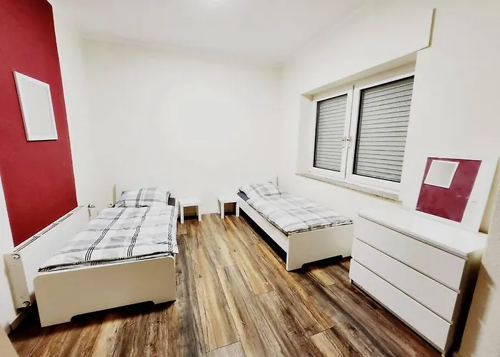 3 Zimmer Wohnung Eg - Zentrum